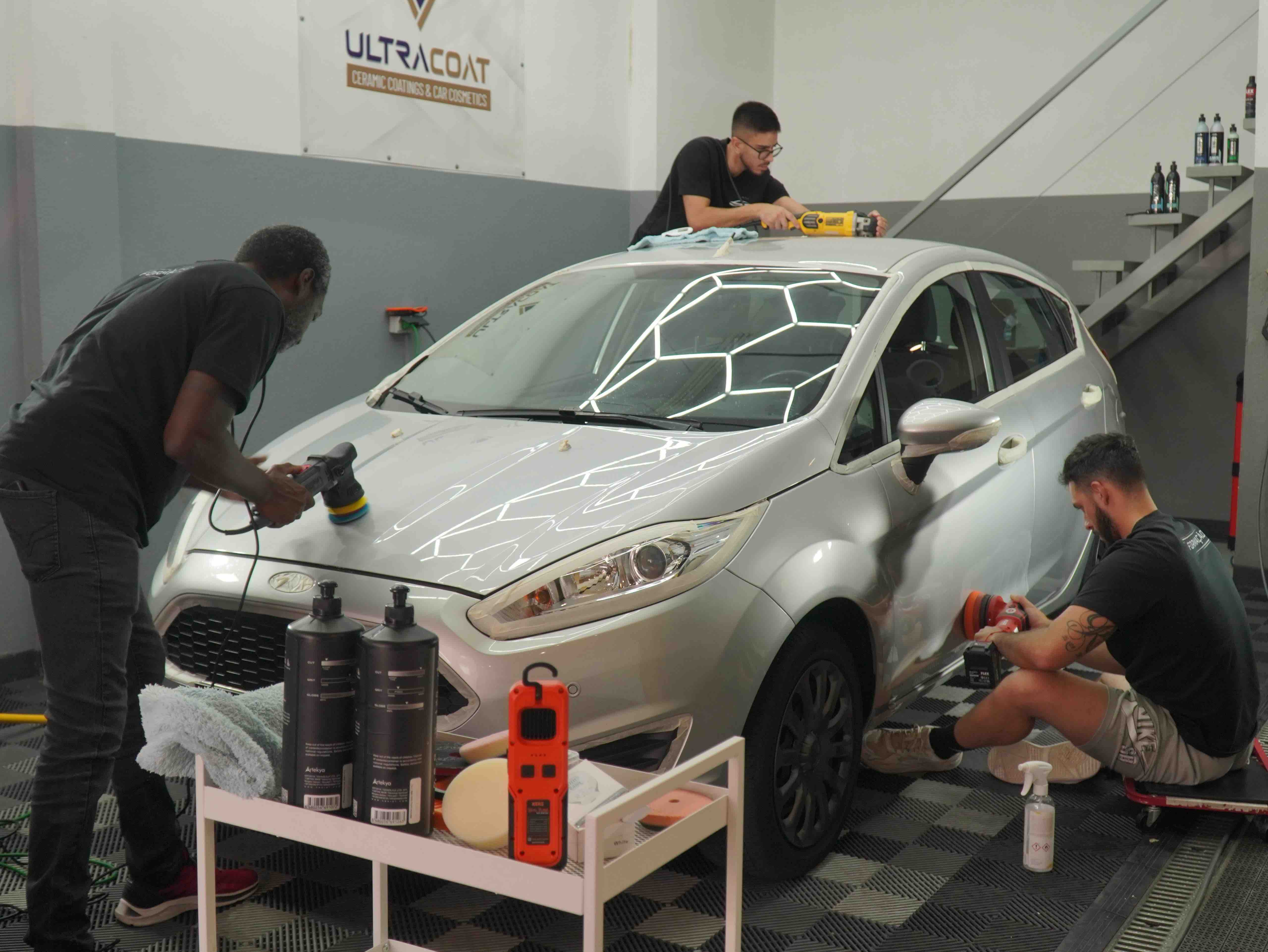 Formação Detalhe Automóvel